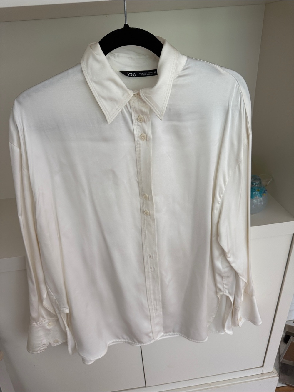 Zara Men's Cream Satin Button-Down Shirt